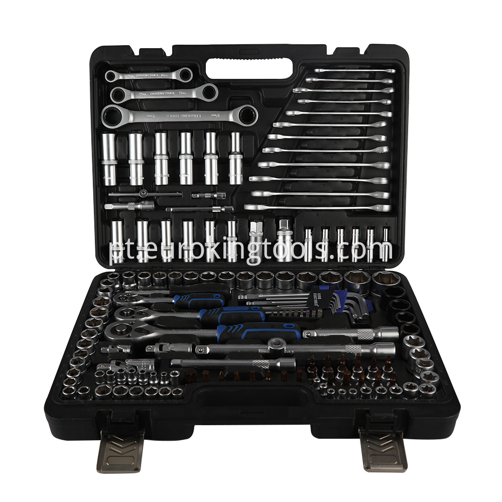 Wrench socket driver set